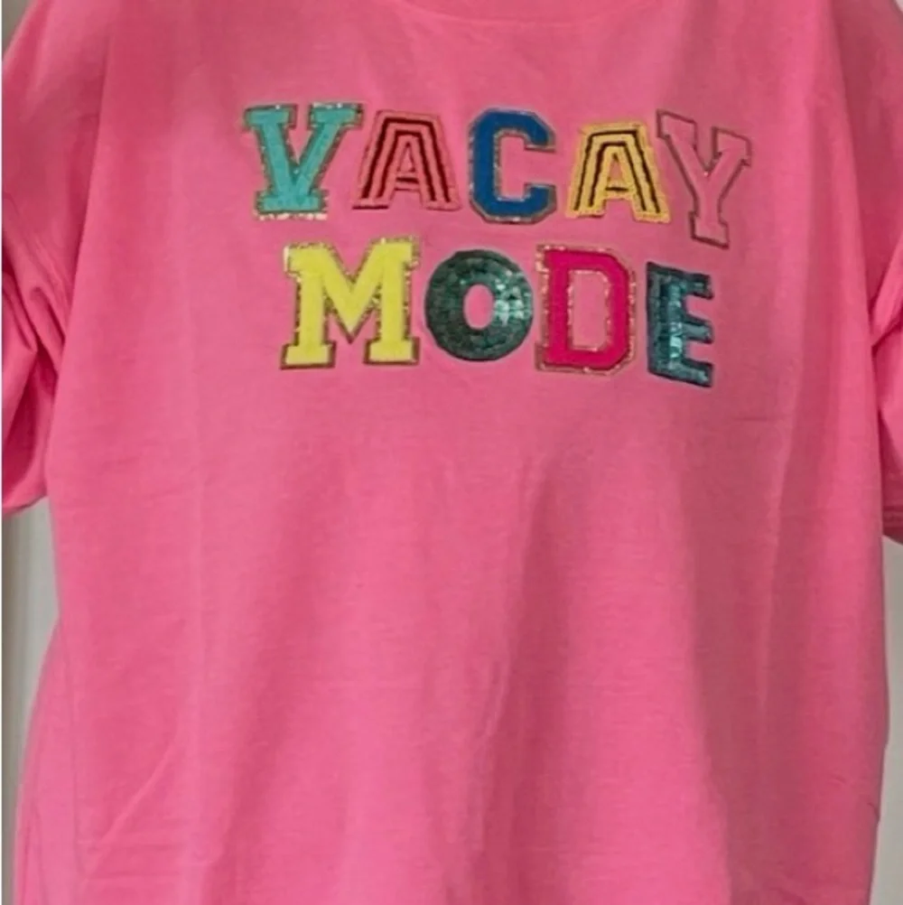 Judith March 'Vacay Mode' Sequin Graphic Tee - Picture 2 of 2